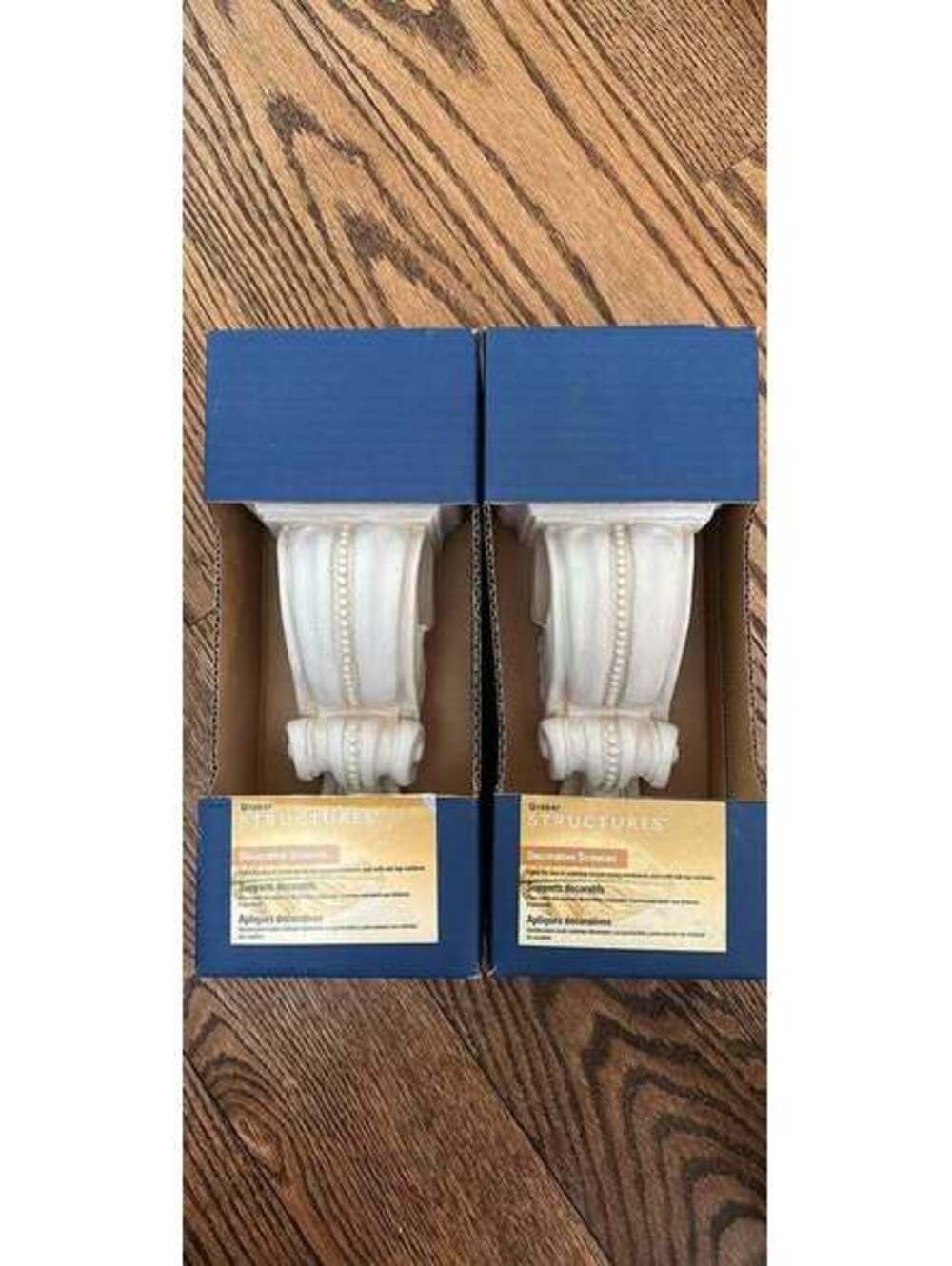 2 Decorative sconces (New)